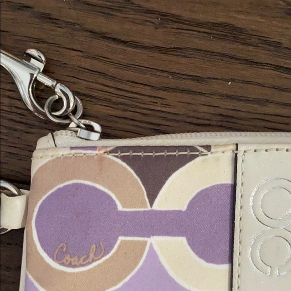 Mini coach wristlet - Picture 3 of 5